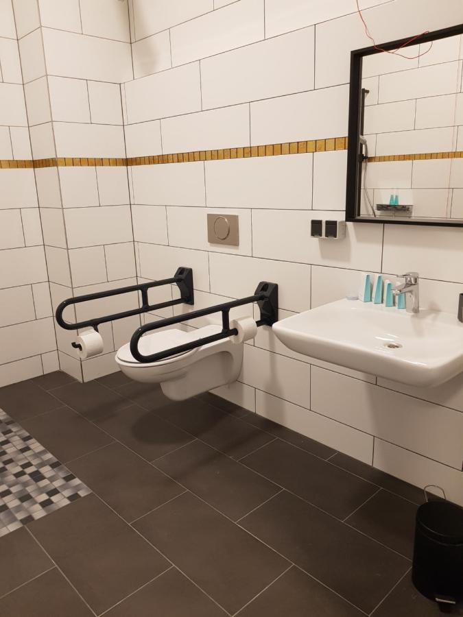 Hotel Adler Muenster エクステリア 写真